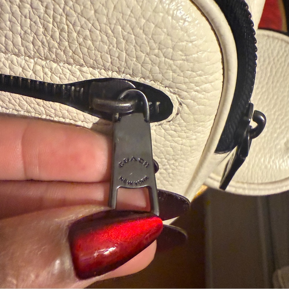 Coach Elias Belt Bag - Off White/Ivory - Picture 4 of 10